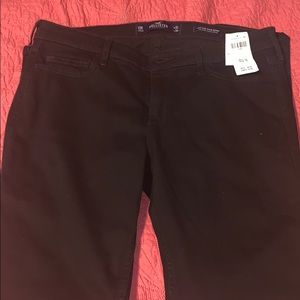 Hollister super skinny jeans size 13r NWT